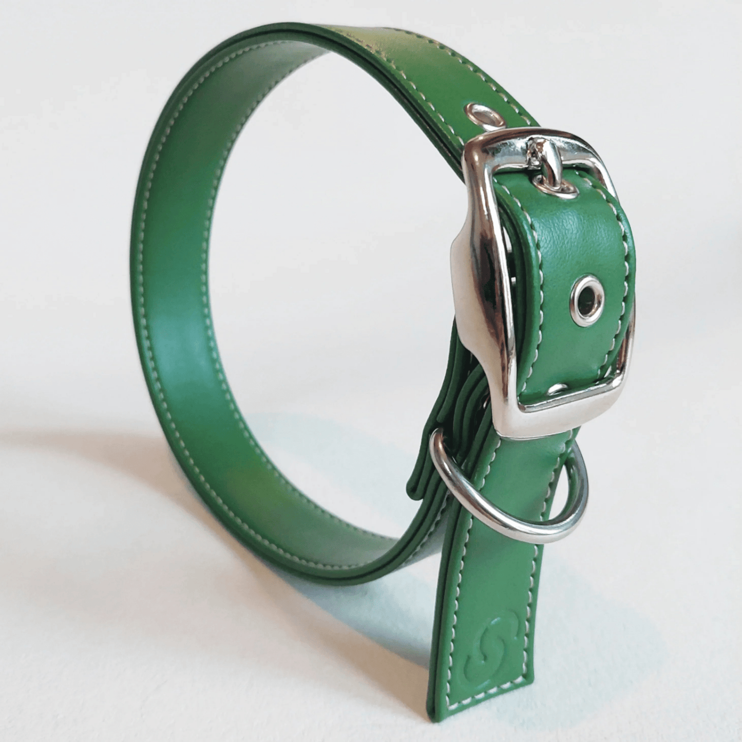 Forest green vegan apple leather dog collar - The Happy Pet Store